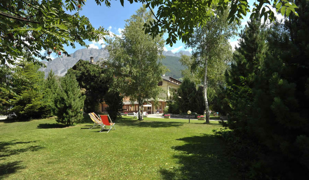 Meuble Sci Sport Hotel Бормио Екстериор снимка
