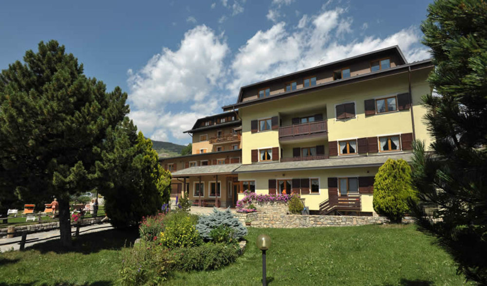 Meuble Sci Sport Hotel Бормио Екстериор снимка