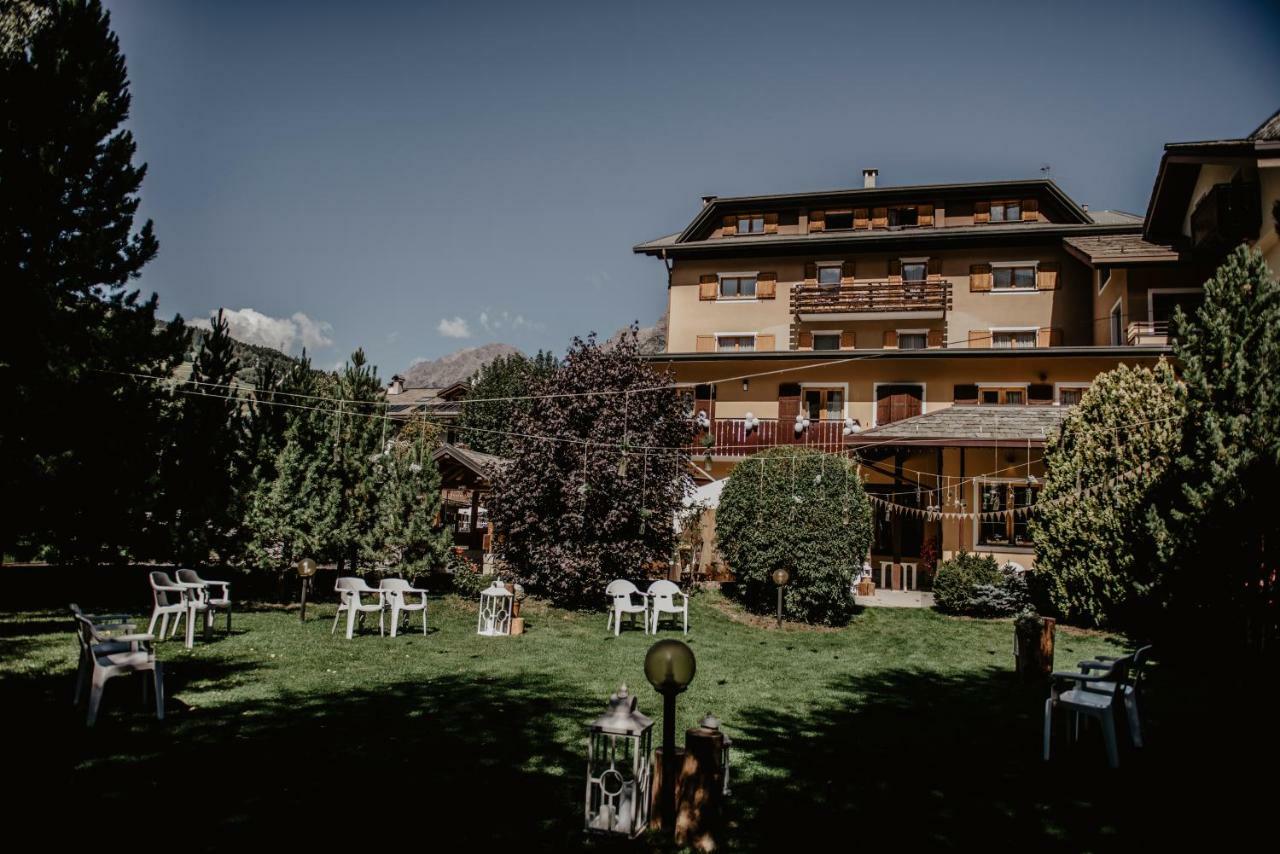 Meuble Sci Sport Hotel Бормио Екстериор снимка